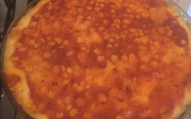 Experimente este filé de frango coberto de molho e rodeado de purê de batata (Créditos: TudoGostoso/Evelen Albuquerque)